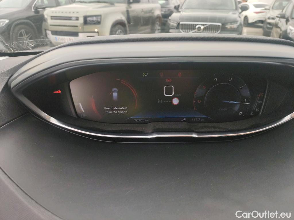  Peugeot  3008 PEUGEOT  / 2016 / 5P / todoterreno 1.5 BlueHDi 96kW (130CV) S&S Style #16