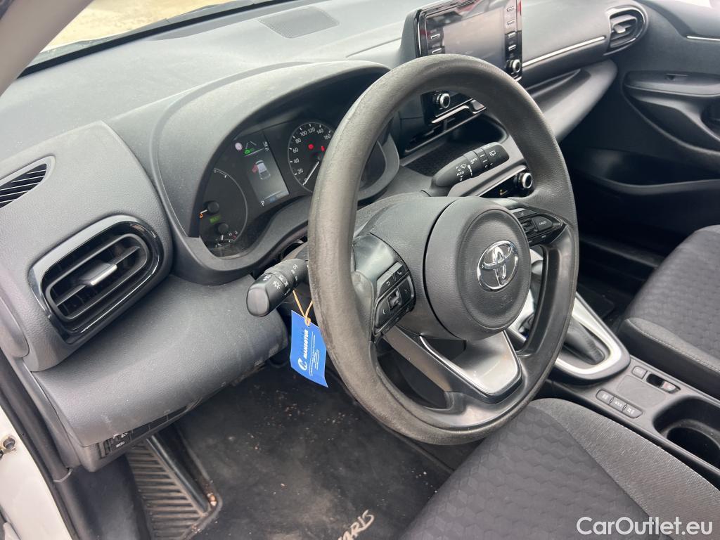  Toyota  Yaris TOYOTA  1.5 120H Business Plus #18