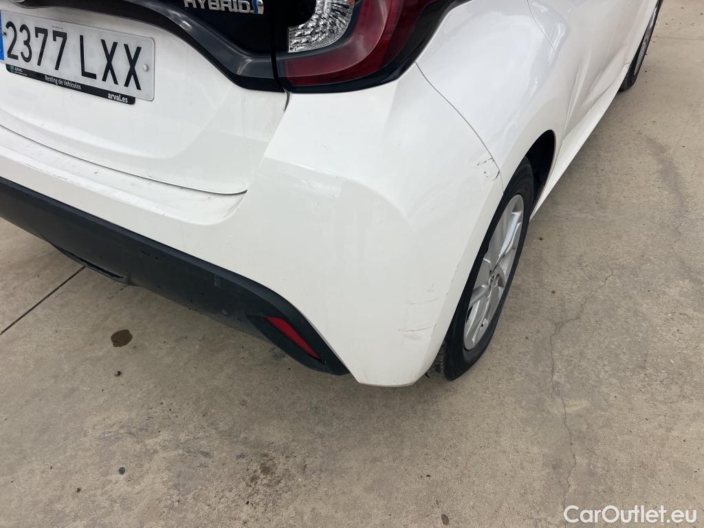  Toyota  Yaris TOYOTA  1.5 120H Business Plus #3
