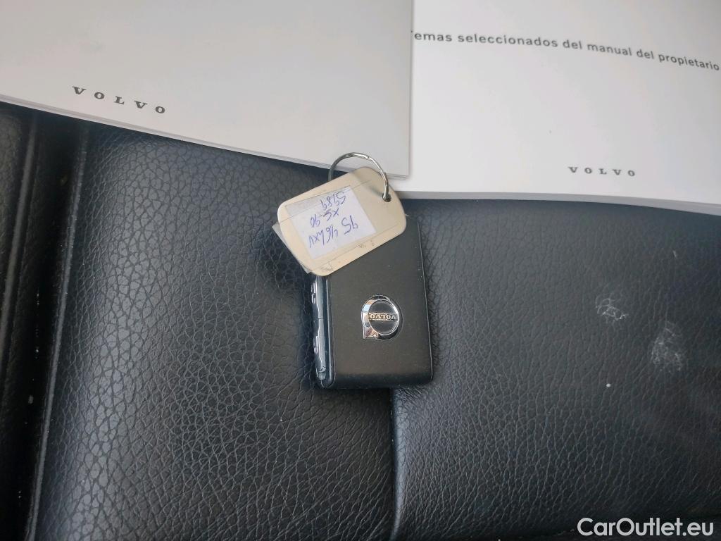  Volvo  XC90 VOLVO  2.0 B5 D AWD Inscription Auto  235 CV #2