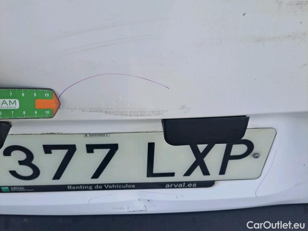 Citroen  Berlingo CITROEN  / 2018 / 3P / furgón derivado de turismo Talla M BlueHDi 100 CONTROL #8