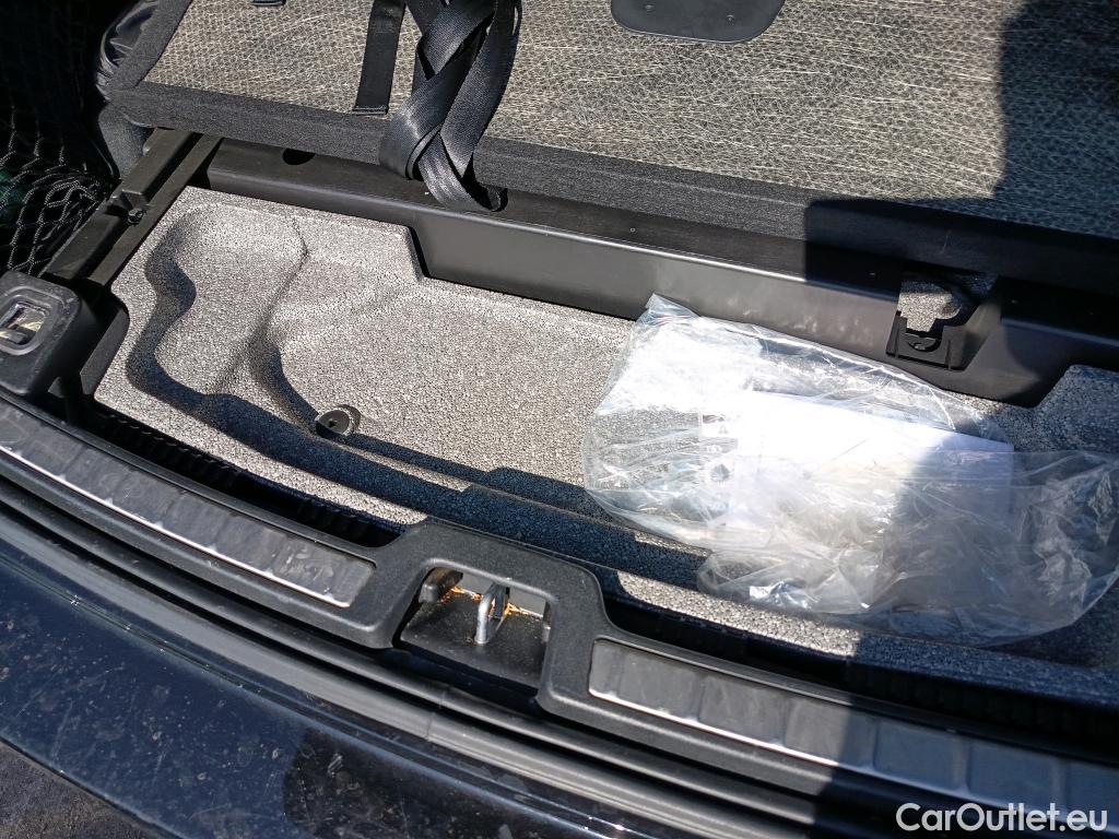  Volvo  XC60 VOLVO  / 2017 / 5P / todoterreno 2.0 T6 AWD Recharge Inscription Auto #2