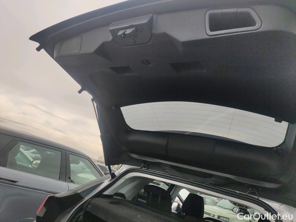  Peugeot  3008 PEUGEOT  / 2016 / 5P / todoterreno 1.5 BlueHDi 96kW (130CV) S&S Style #10