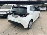  Toyota  Yaris TOYOTA  1.5 120H Business Plus #2