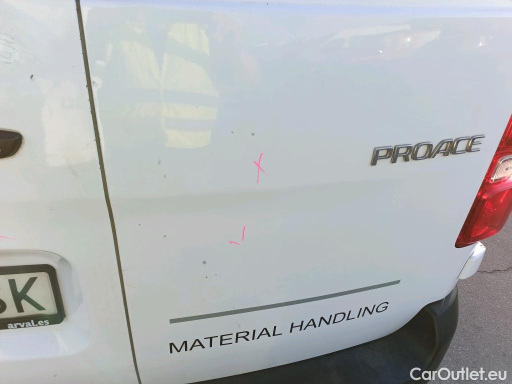  Toyota  Proace TOYOTA  / 2016 / 4P / furgón FU. MEDIO (L1) 2.0D 90kW COMFORT CARGA + #11