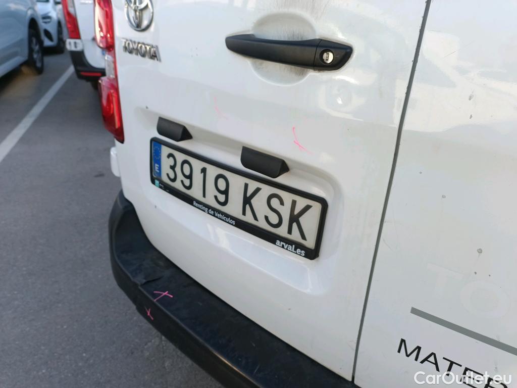 Toyota  Proace TOYOTA  / 2016 / 4P / furgón FU. MEDIO (L1) 2.0D 90kW COMFORT CARGA + #13