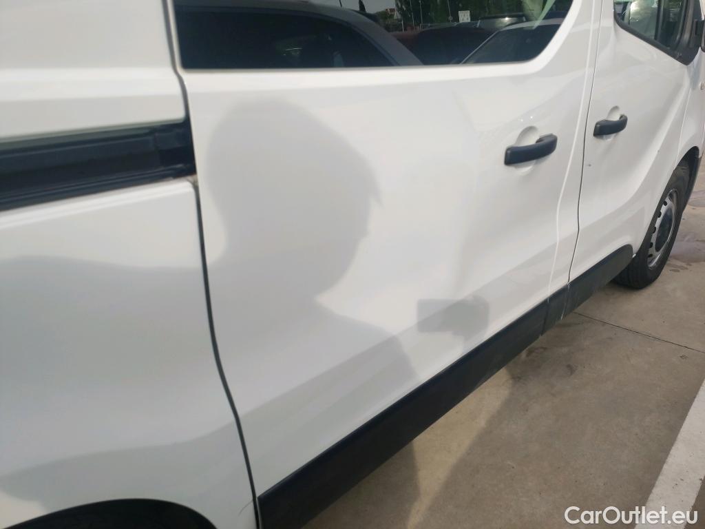  Renault  Trafic RENAULT  / 2019 / 4P / furgón Doble Cabina 27 L1 Energy BluedCi 88 kW #1