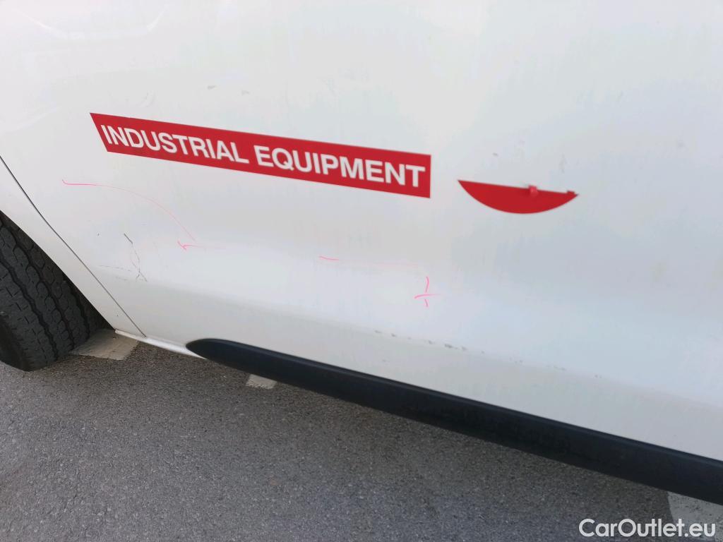  Toyota  Proace TOYOTA  / 2016 / 4P / furgón FU. MEDIO (L1) 2.0D 90kW COMFORT CARGA + #20