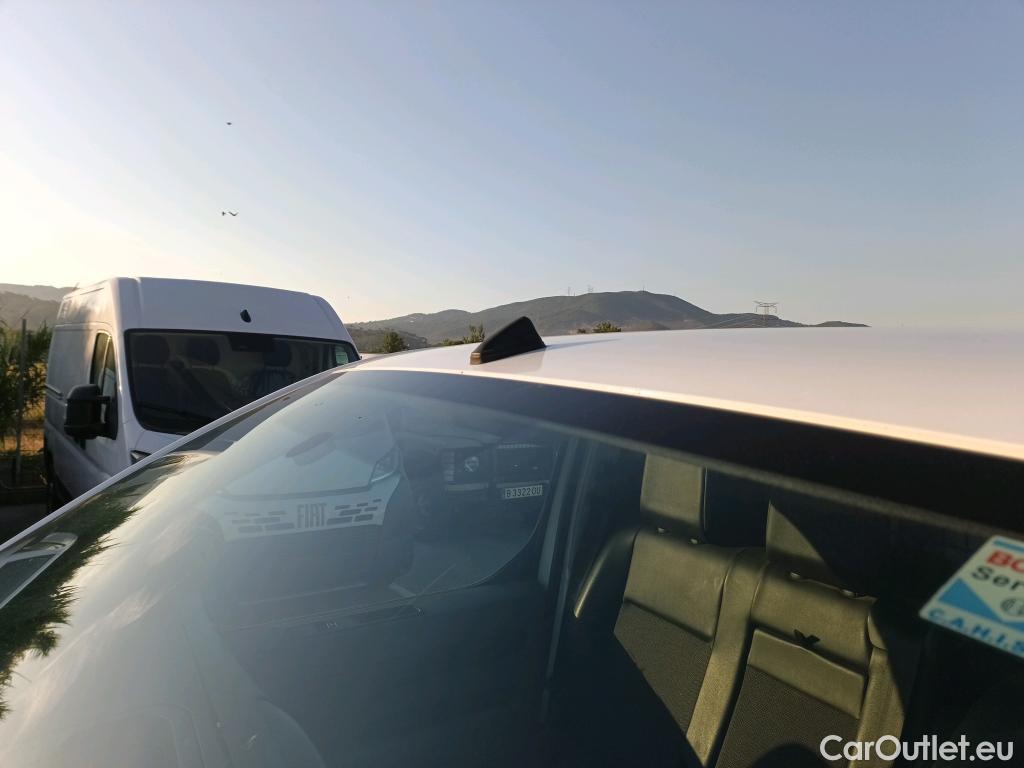  Toyota  Proace TOYOTA  / 2016 / 4P / furgón FU. MEDIO (L1) 2.0D 90kW COMFORT CARGA + #38