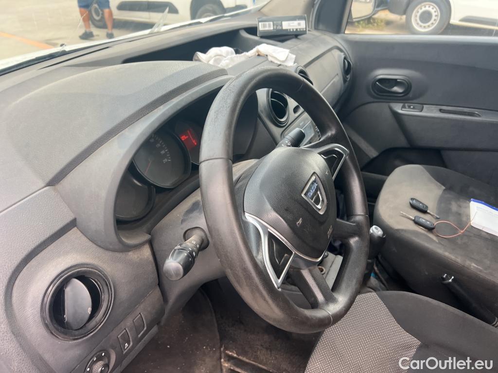  Dacia  Dokker DACIA  VU 4p 1G furgón derivado de Van Ambiance dCi 66kW (90CV) EU6 #25