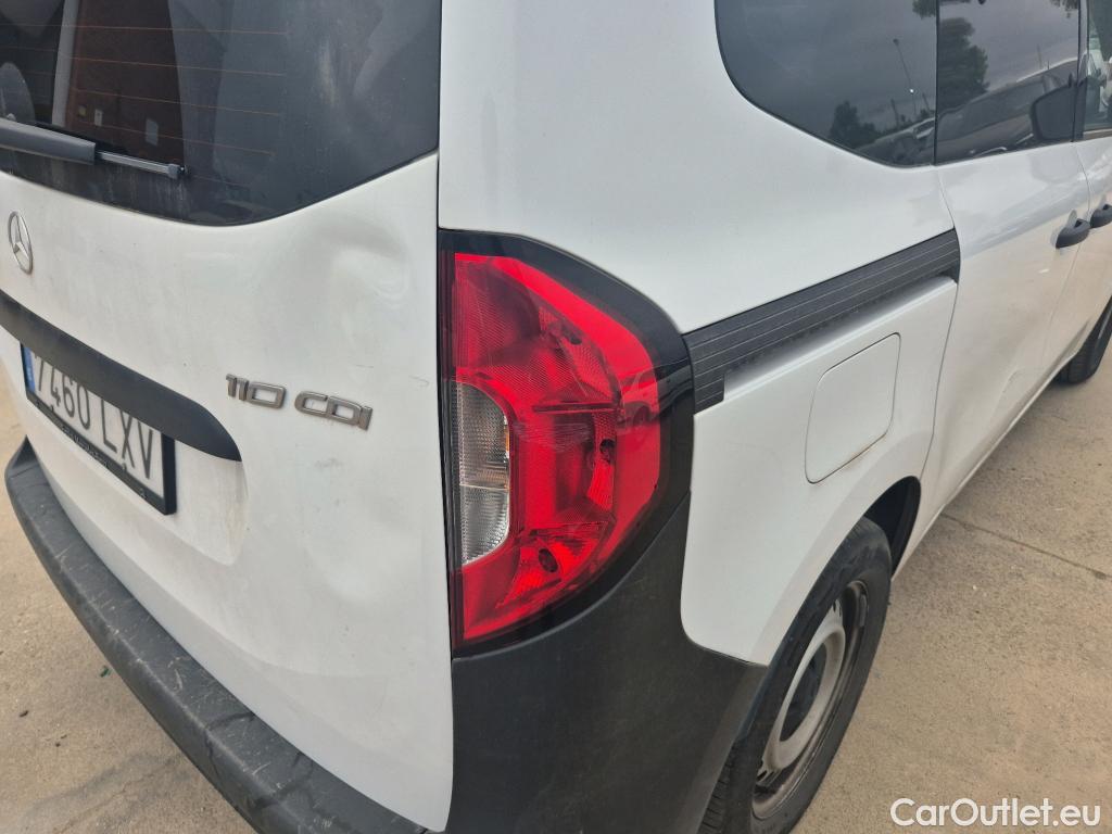  Mercedes  Citan MERCEDES-BENZ No tiene Betterbe Id 110 CDI 70kW Tourer Base Largo (IND) #33