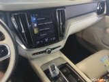  Volvo  V60 Volvo  B4 Mild Hybrid Benzyna Inscription Auto 5d #9