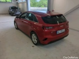  KIA  Cee'd KIA  1.5 T-GDI 160KM 6MT M 5d #8