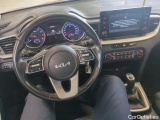  KIA  Cee'd KIA  1.5 T-GDI 160KM 6MT M 5d #12
