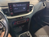  KIA  Cee'd KIA  SW 1.5 T-GDI 160KM 6MT M 5d #19