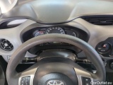  Toyota  Yaris Toyota  1.0 VVT-i 72 KM Active 5d #21