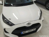  Toyota  Yaris Toyota  1.0 VVT-i 72 KM Active 5d #40