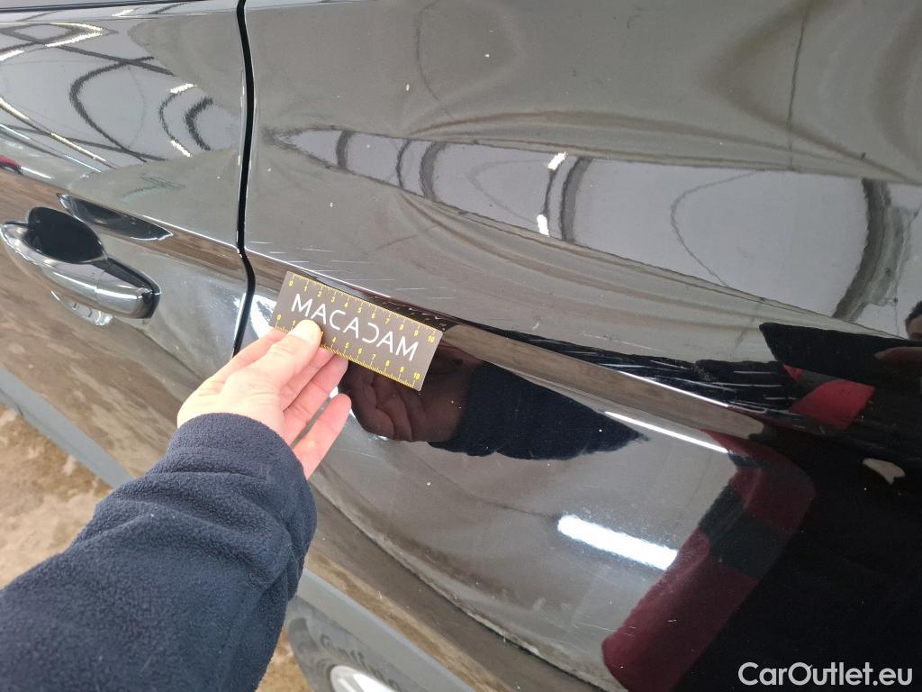  Opel   Grandland X Grandland X Elegance Business 1.5 130CV BVM6 E6d #69
