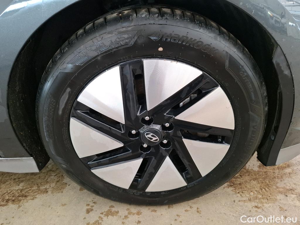  Hyundai   Ioniq Ioniq 6 Creative Electrique 77kWh BVA #15