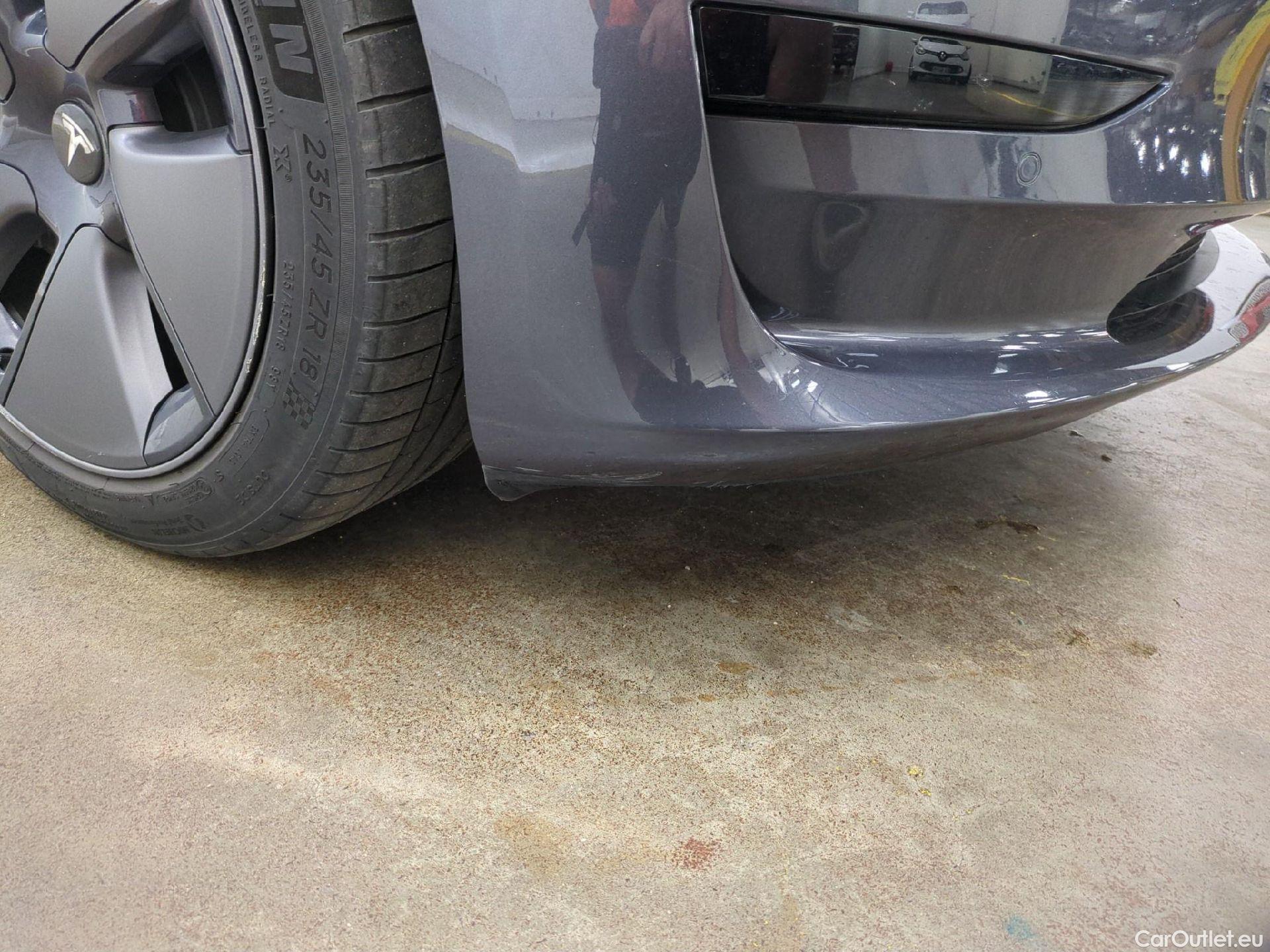  Tesla  Model 3 TESLA  / 2018 / 4P / Berline Autonomie Standard Plus RWD #30