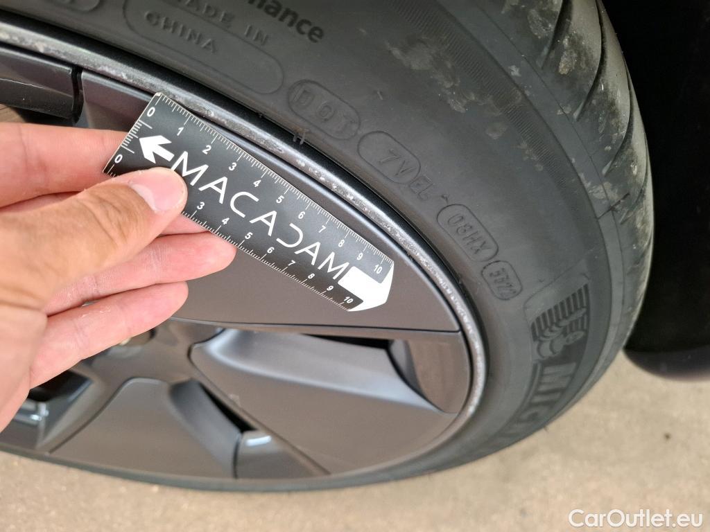  Tesla  Model 3 TESLA  / 2018 / 4P / Berline Grande Autonomie #5
