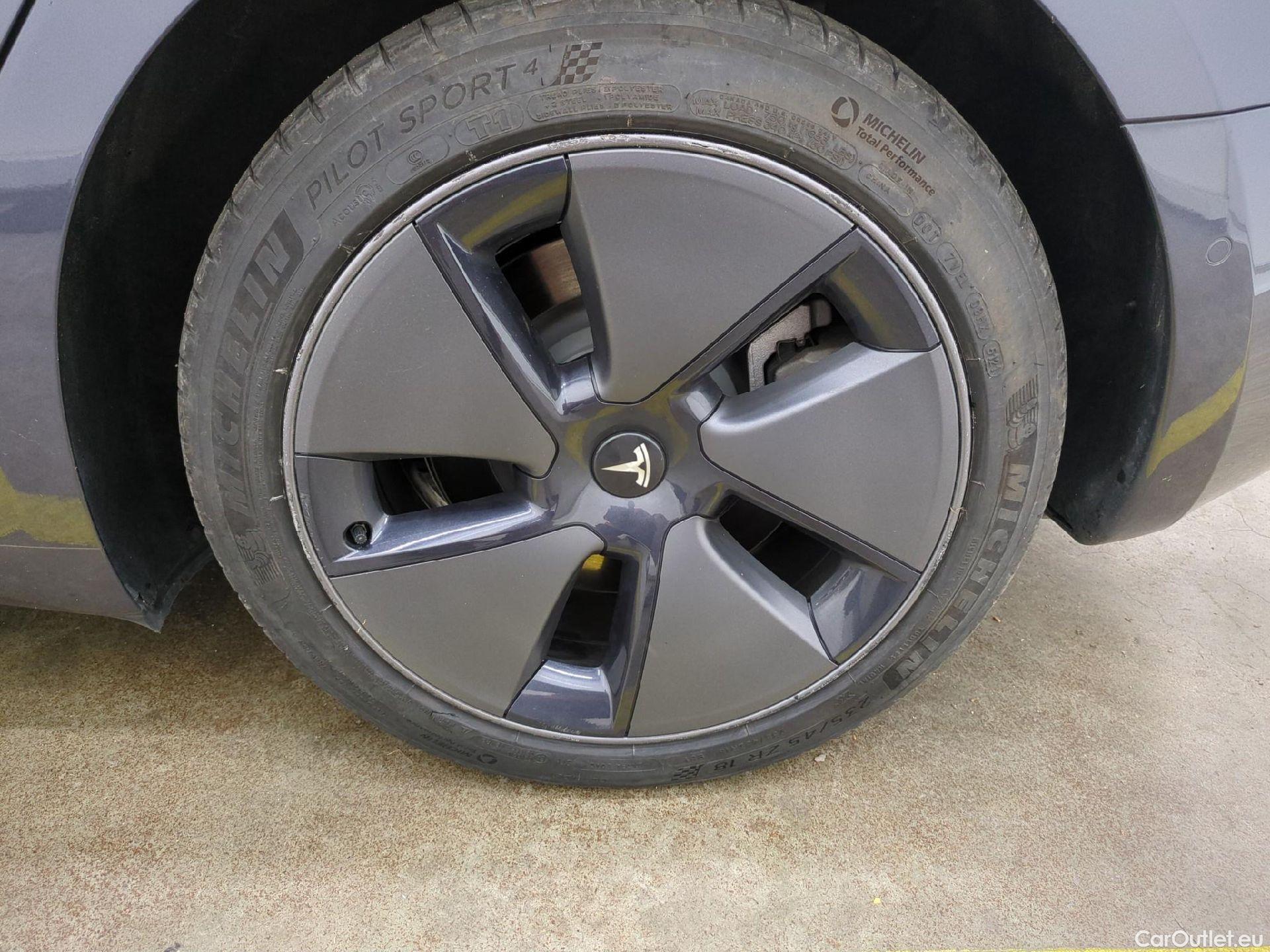  Tesla  Model 3 TESLA  / 2018 / 4P / Berline Autonomie Standard Plus RWD #6