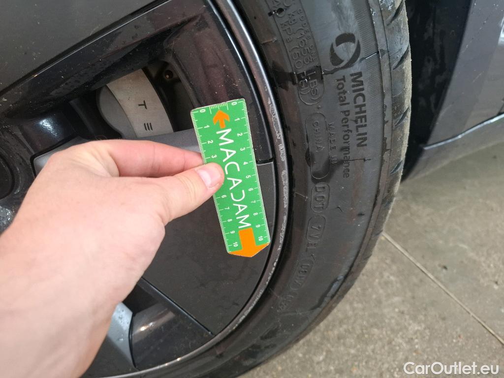  Tesla  Model 3 TESLA  / 2018 / 4P / Berline Propulsion #3