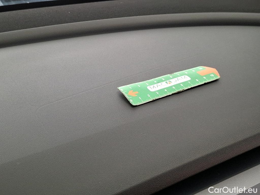  Tesla  Model 3 TESLA  / 2018 / 4P / Berline Grande Autonomie #10