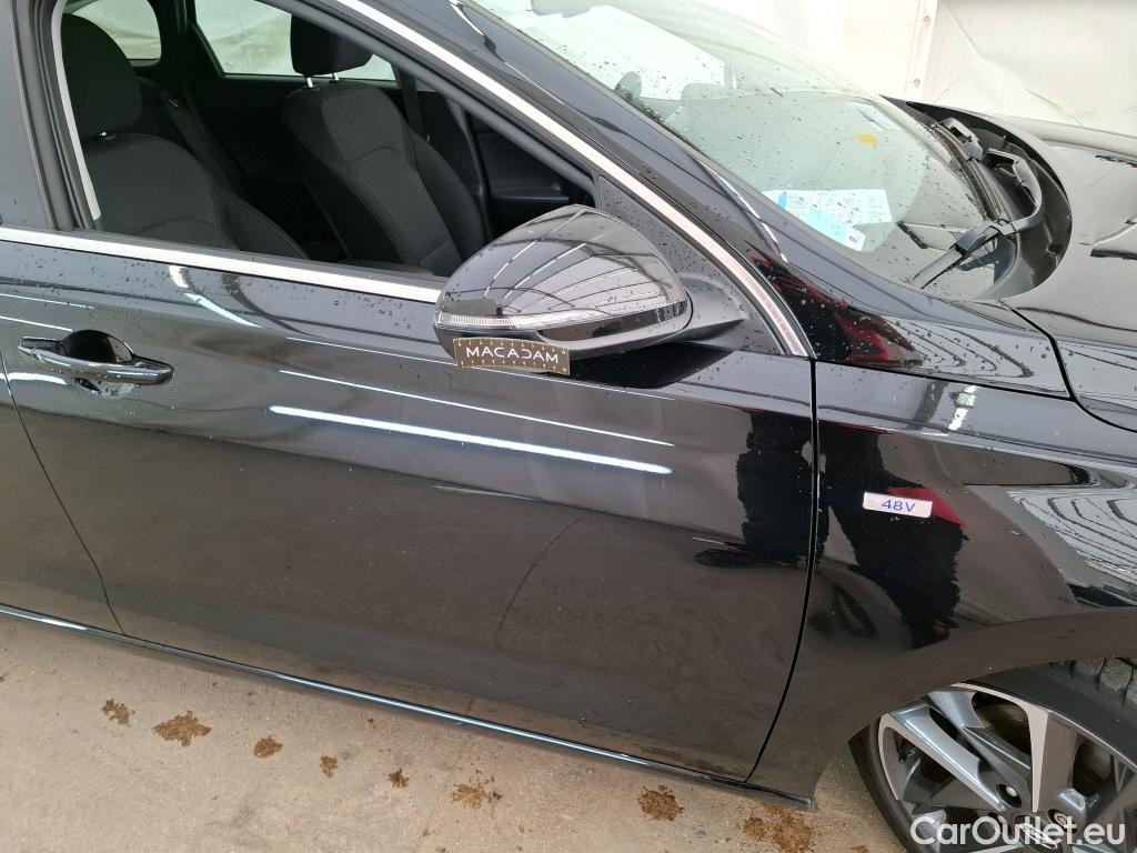  Hyundai  i30 HYUNDAI  Sport Wagon / 2020 / 5P / Break 1.0 T-GDI 120 MHEV I-MT CREATIVE SW #21