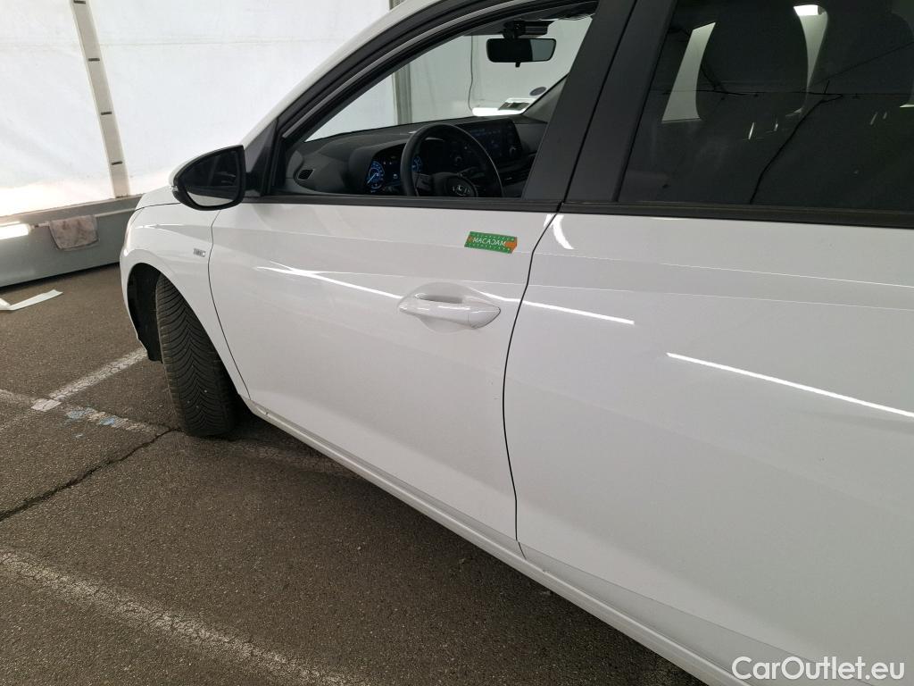  Hyundai  i20 HYUNDAI  / 2020 / 5P / Berline 1.0 T-GDI 100 HYBRID 48V Intuitive #14
