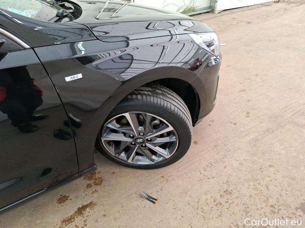  Hyundai  i30 HYUNDAI  Sport Wagon / 2020 / 5P / Break 1.0 T-GDI 120 MHEV I-MT CREATIVE SW #1