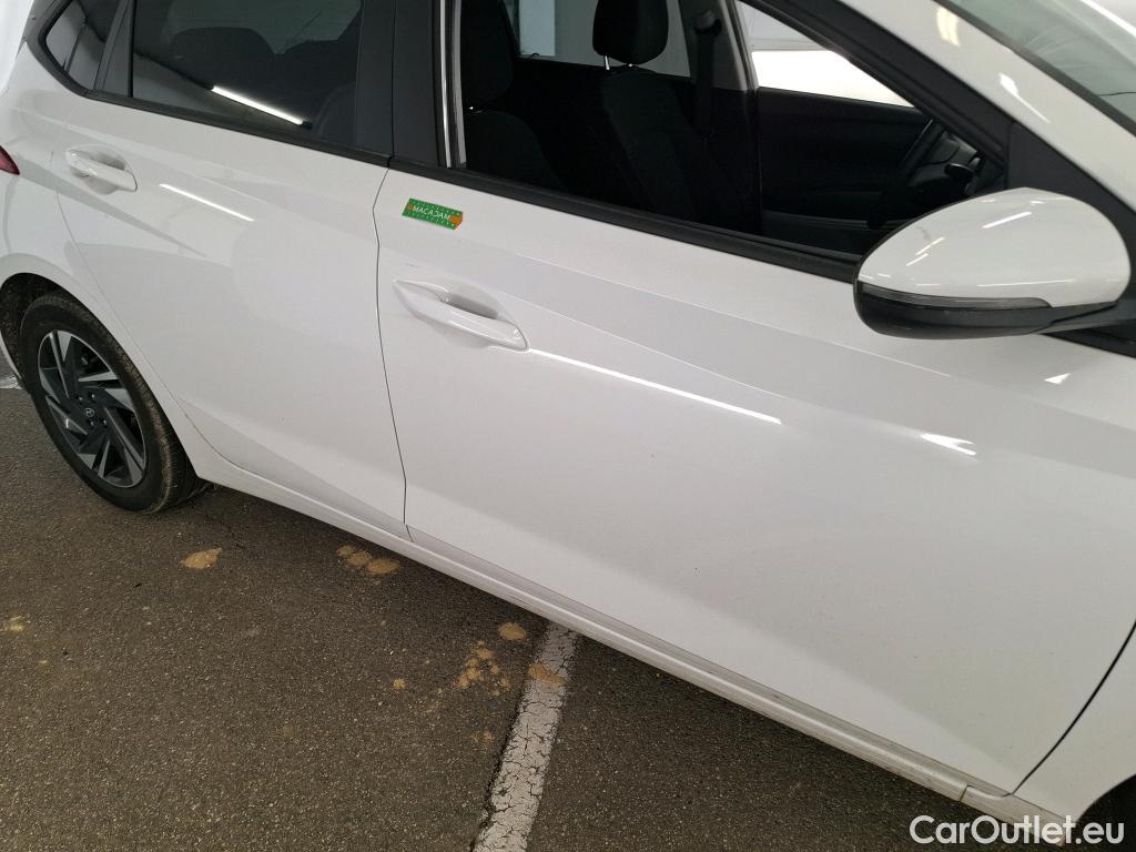  Hyundai  i20 HYUNDAI  / 2020 / 5P / Berline 1.0 T-GDI 100 HYBRID 48V Intuitive #23