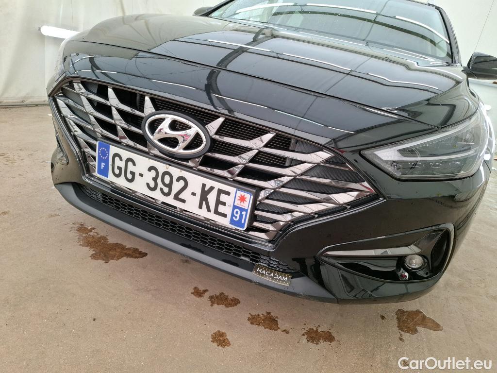  Hyundai  i30 HYUNDAI  Sport Wagon / 2020 / 5P / Break 1.0 T-GDI 120 MHEV I-MT CREATIVE SW #15