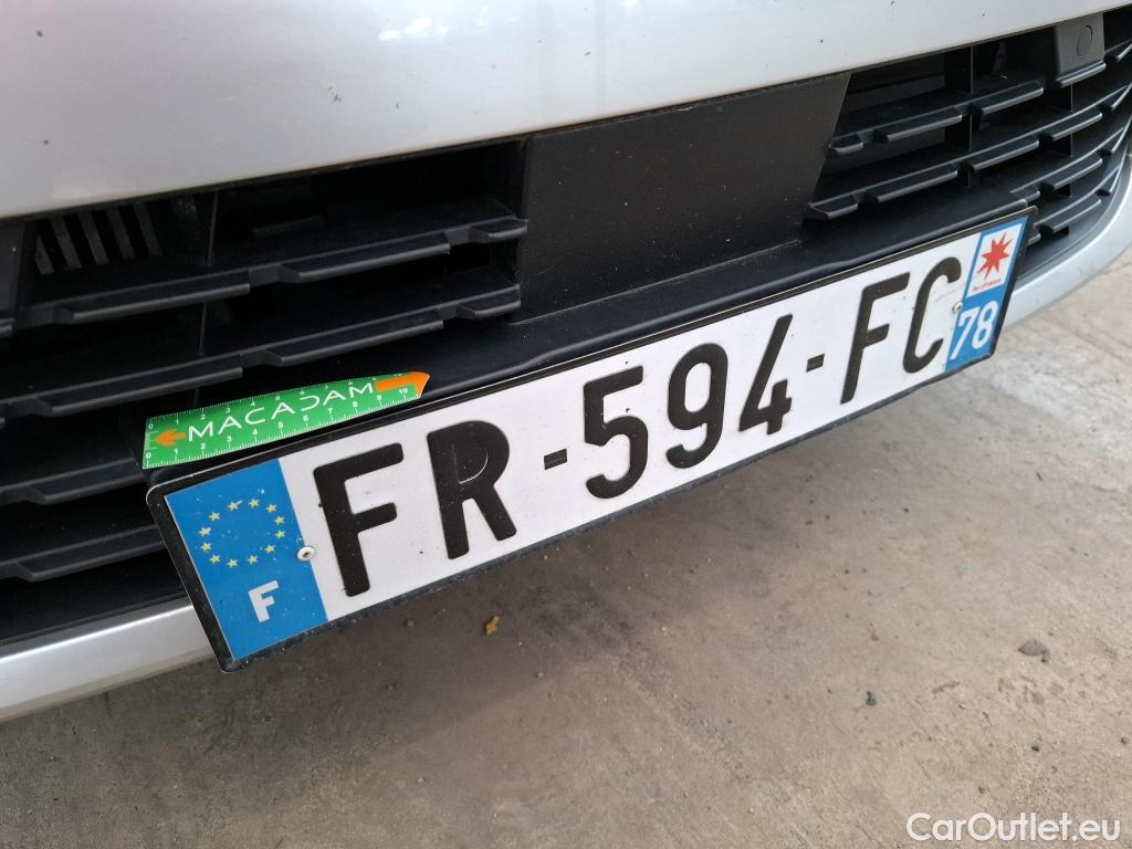  Renault  Clio  V Intens 1.0 TCe 100CV BVM5 E6dT #26