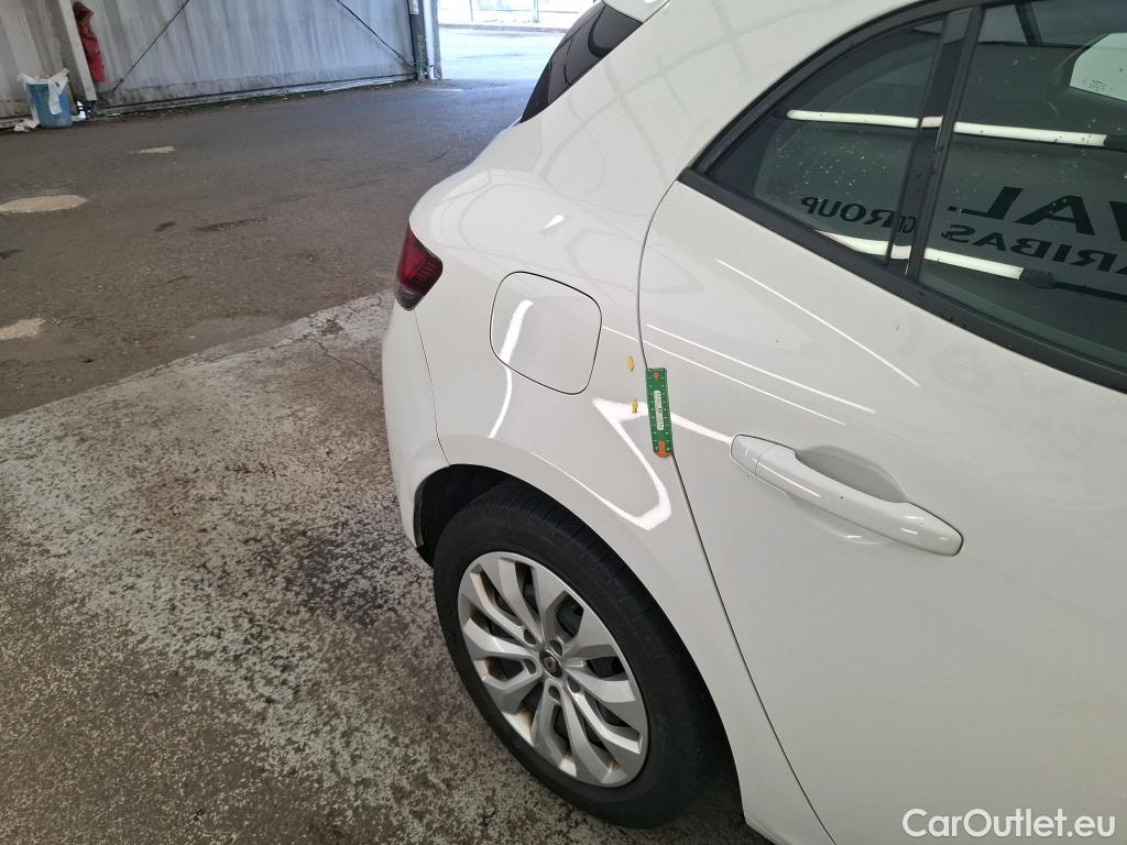  Renault  Megane  IV Berline 5pt. Société Air Nav 1.5 dCi 90CV BVM6 E6 #20