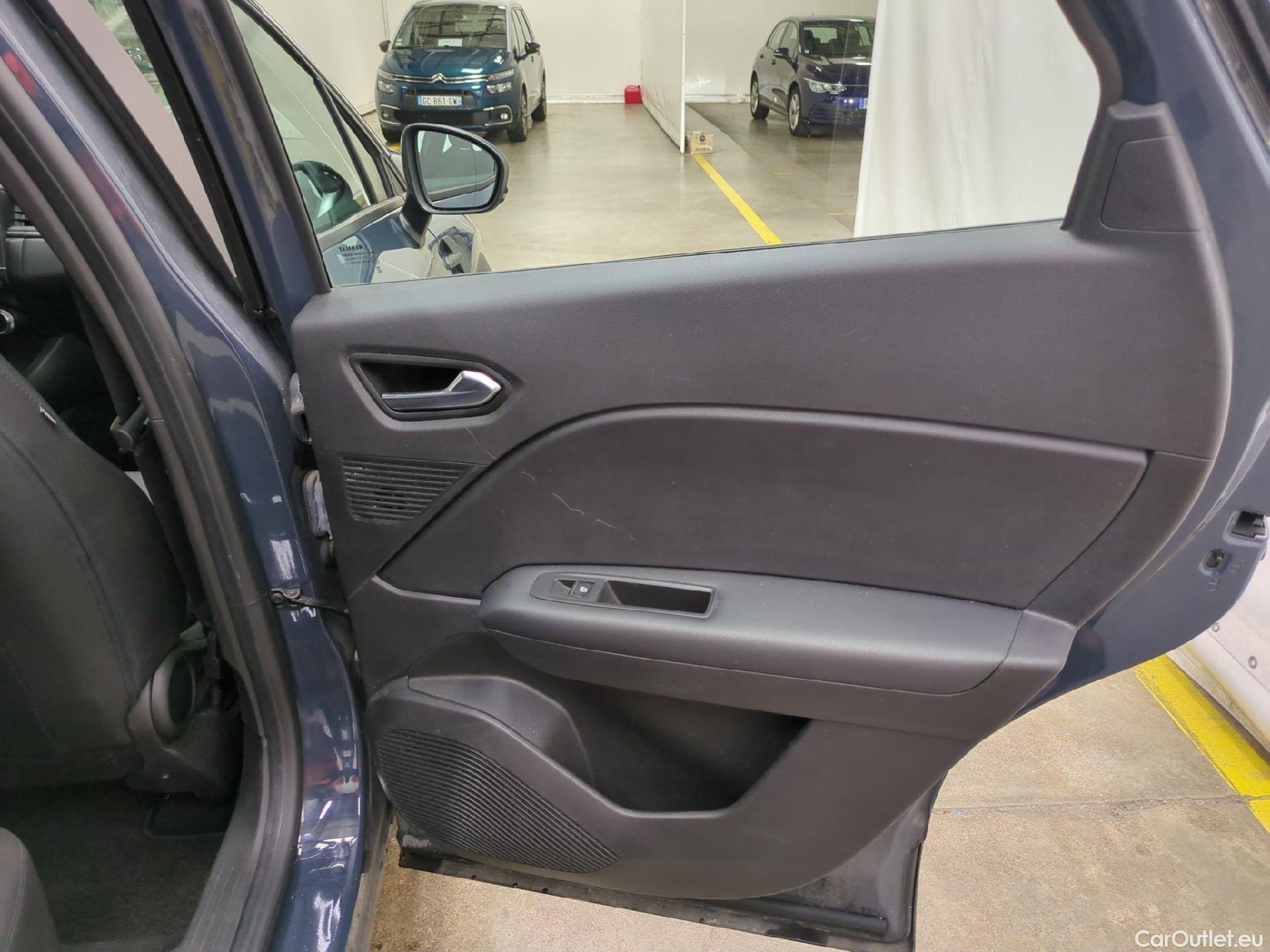  Renault  Captur  II Business 1.6 E-TECH Hybrid 145CV BVA6 E6d #24