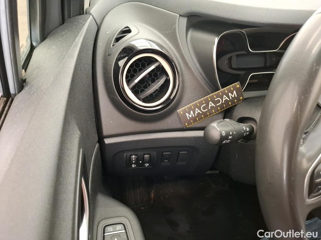  Renault  Captur  Business 0.9 TCe 90CV BVM5 E6 #39