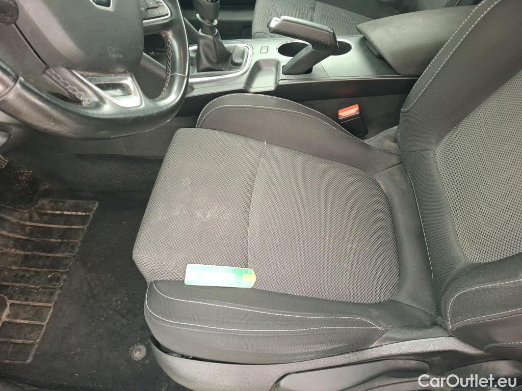  Renault  Megane  IV Berline 5pt. Société Air Nav 1.5 dCi 90CV BVM6 E6 #29
