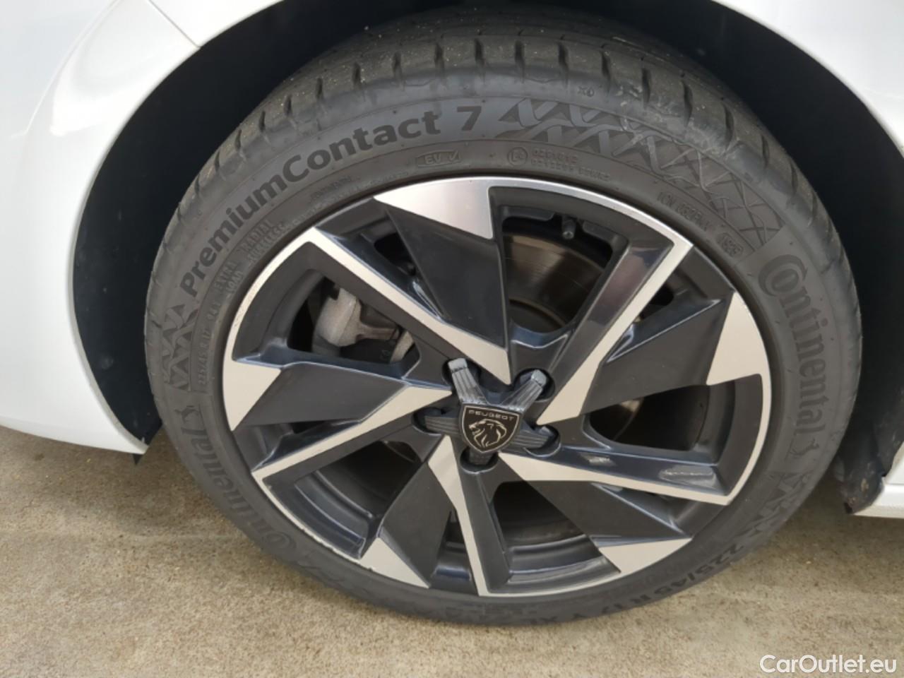  Peugeot  308  Allure Pack 1.5 HDi 130CV BVM6 E6d #4