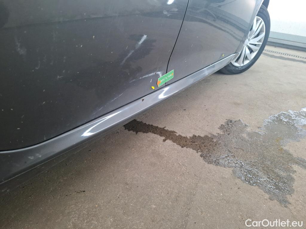  Peugeot  208  Premium 1.5 HDi 100CV BVM6 E6d #10