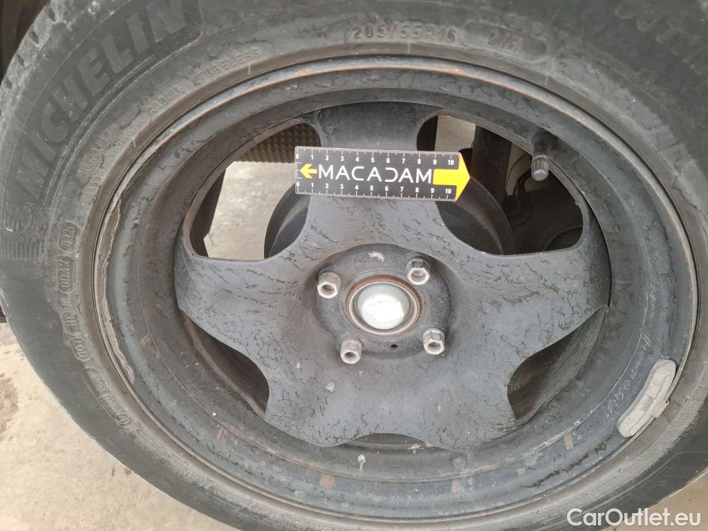  Citroen  C3  Feel Pack 1.2 PureTech 80CV BVM5 E6d #36