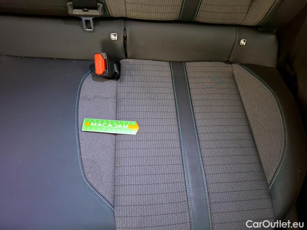  Peugeot  2008  Allure Business 1.5 HDi 130CV BVA8 E6d #14