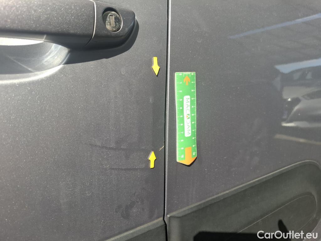 Citroen  C3  Shine Business 1.2 PureTech 110CV BVA6 E6d #8