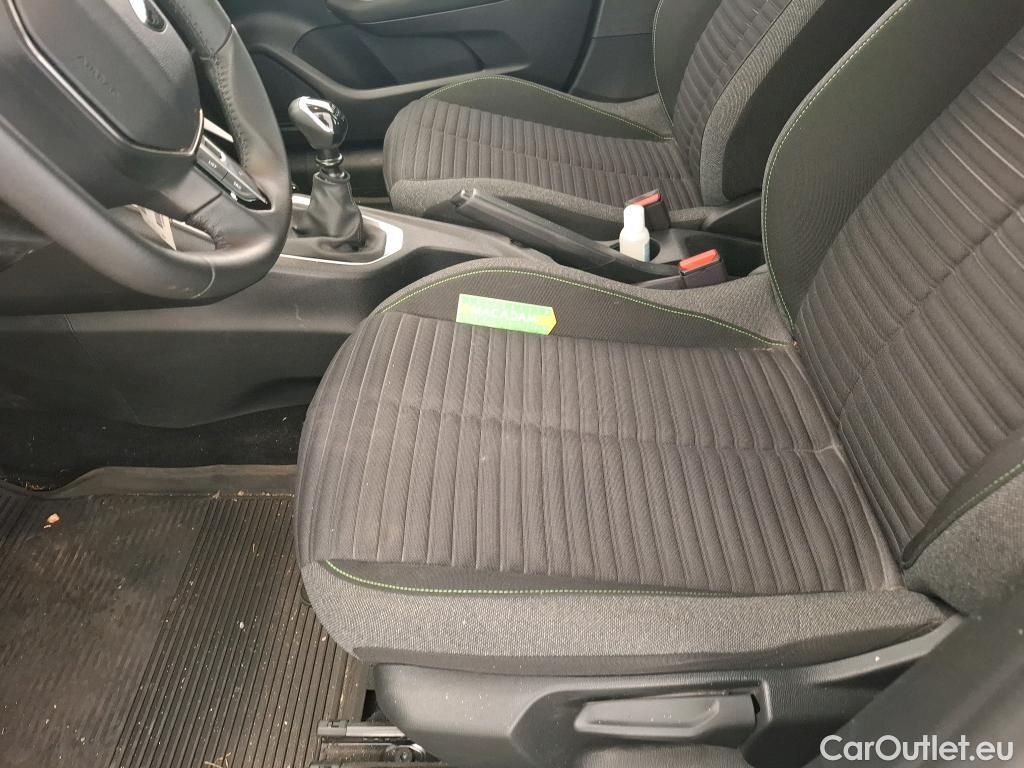  Peugeot  208  Active 1.2 PureTech 100CV BVM6 E6d #19