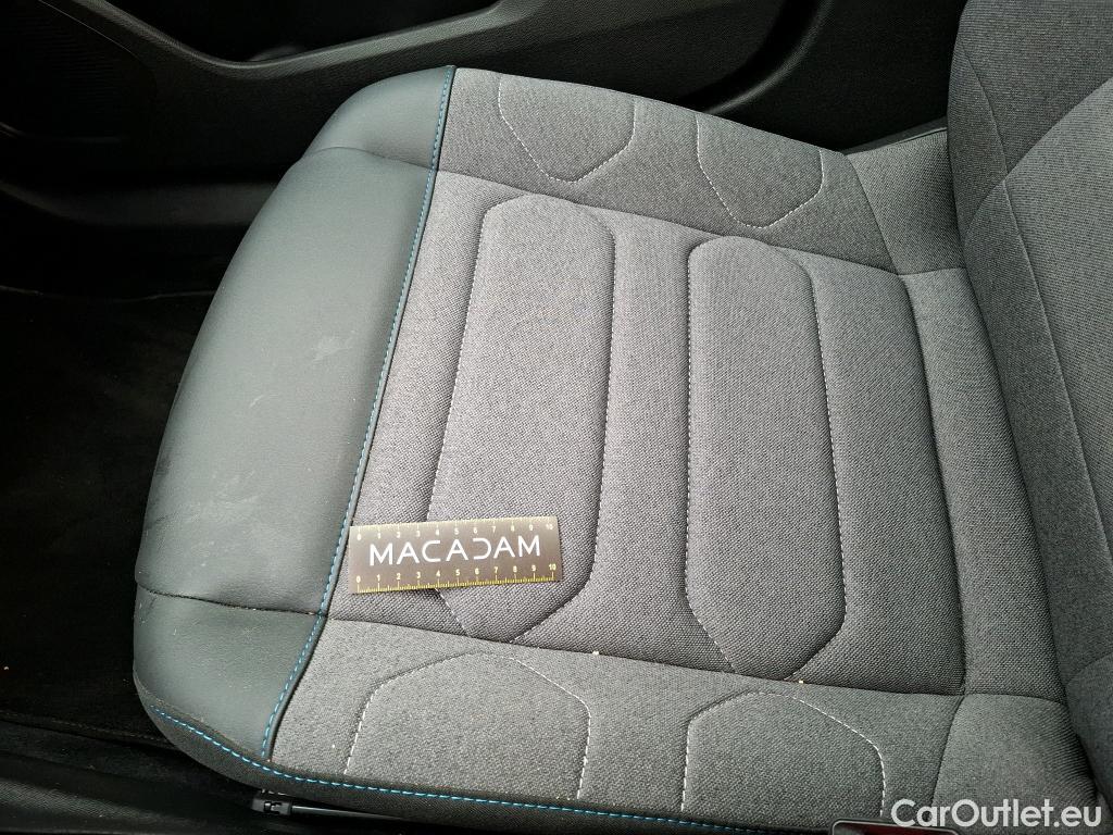  Citroen  C4  X Feel Pack 1.2 PureTech 130CV BVA8 6E #8