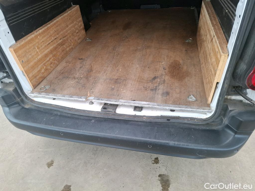  Citroen  Berlingo  Fourgon Club XL 950 1.5 BlueHDi 100CV BVM5 E6dT #6