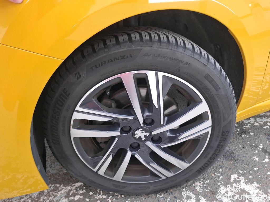  Peugeot  208  Allure Pack 1.2 PureTech 100CV BVA8 E6d #5