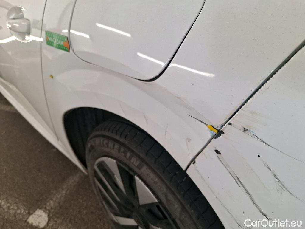  Peugeot  208  Active 1.2 PureTech 100CV BVM6 E6d #8