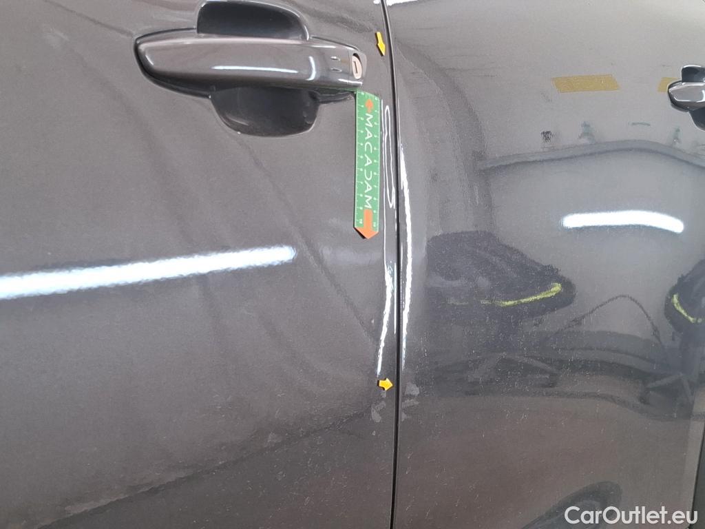  Citroen  C5 Aircross  Shine Pack 1.2 PureTech 130CV BVA8 E6d #2