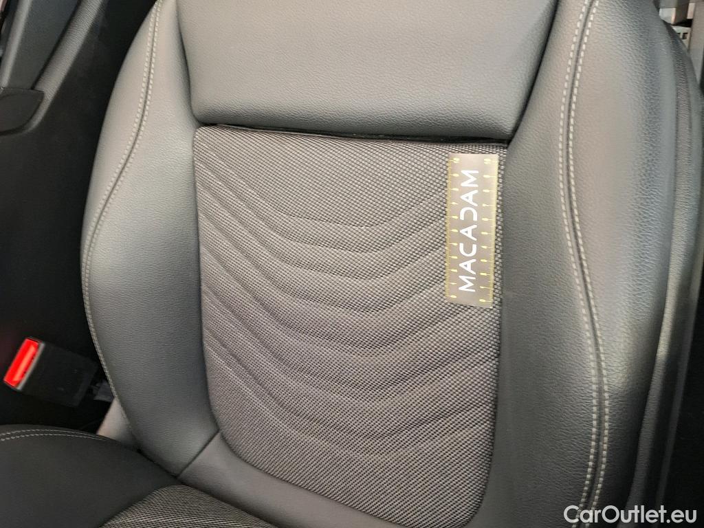  Mercedes  A-Klasse MERCEDES-BENZ Classe A Compact / 2018 / 5P / Berline A 180 Business Line #11